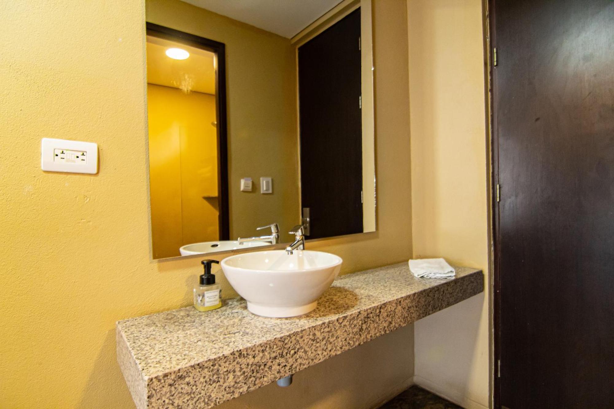 Oasis Fresh Hotel Санта Марта Екстериор снимка